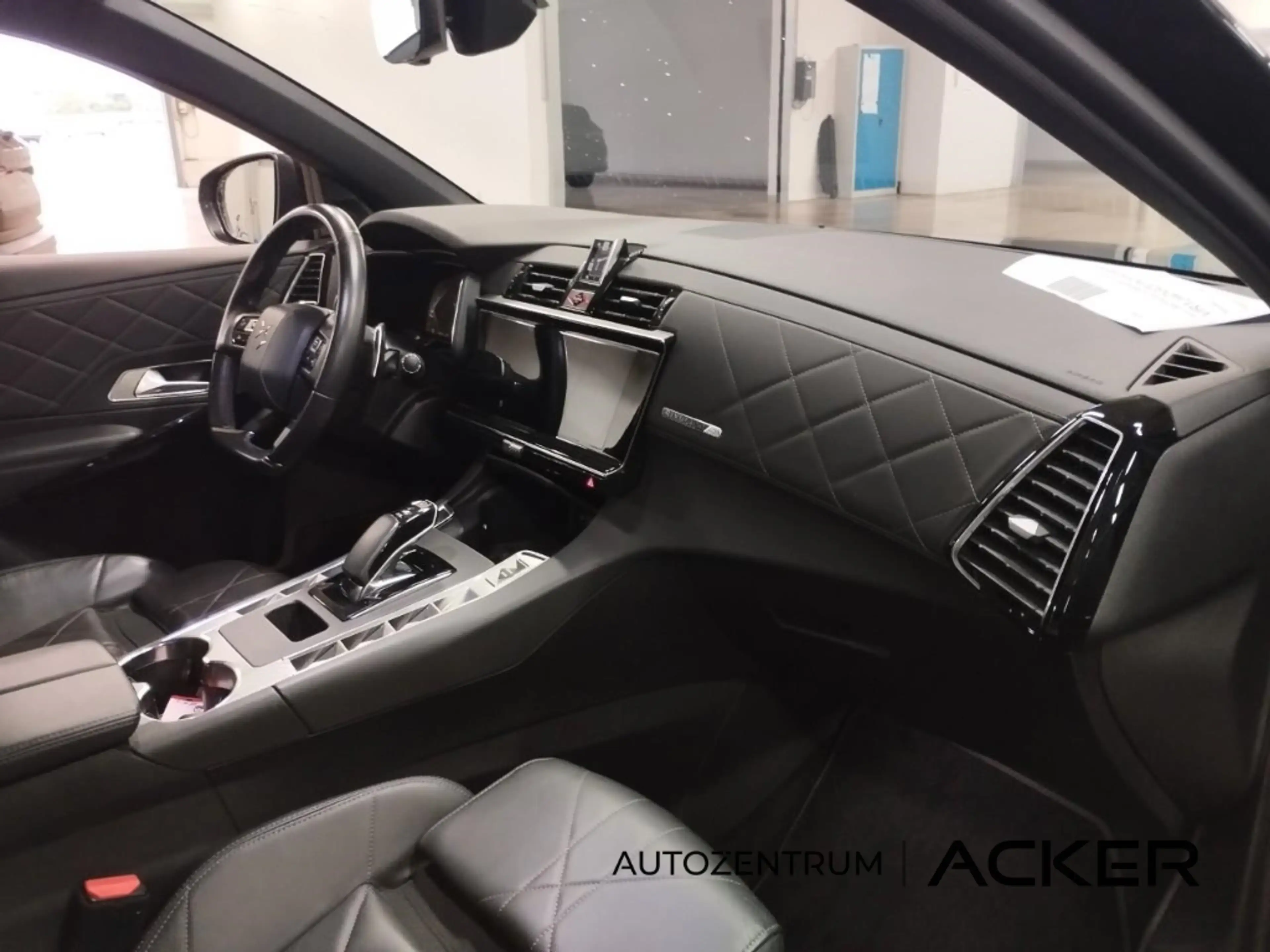 DS Automobiles DS 7 E-Tense 225 Rivoli 4x2 8AT. LED/Leder -54%* — photo 4