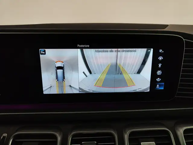 Mercedes-Benz GLS 600 view 15