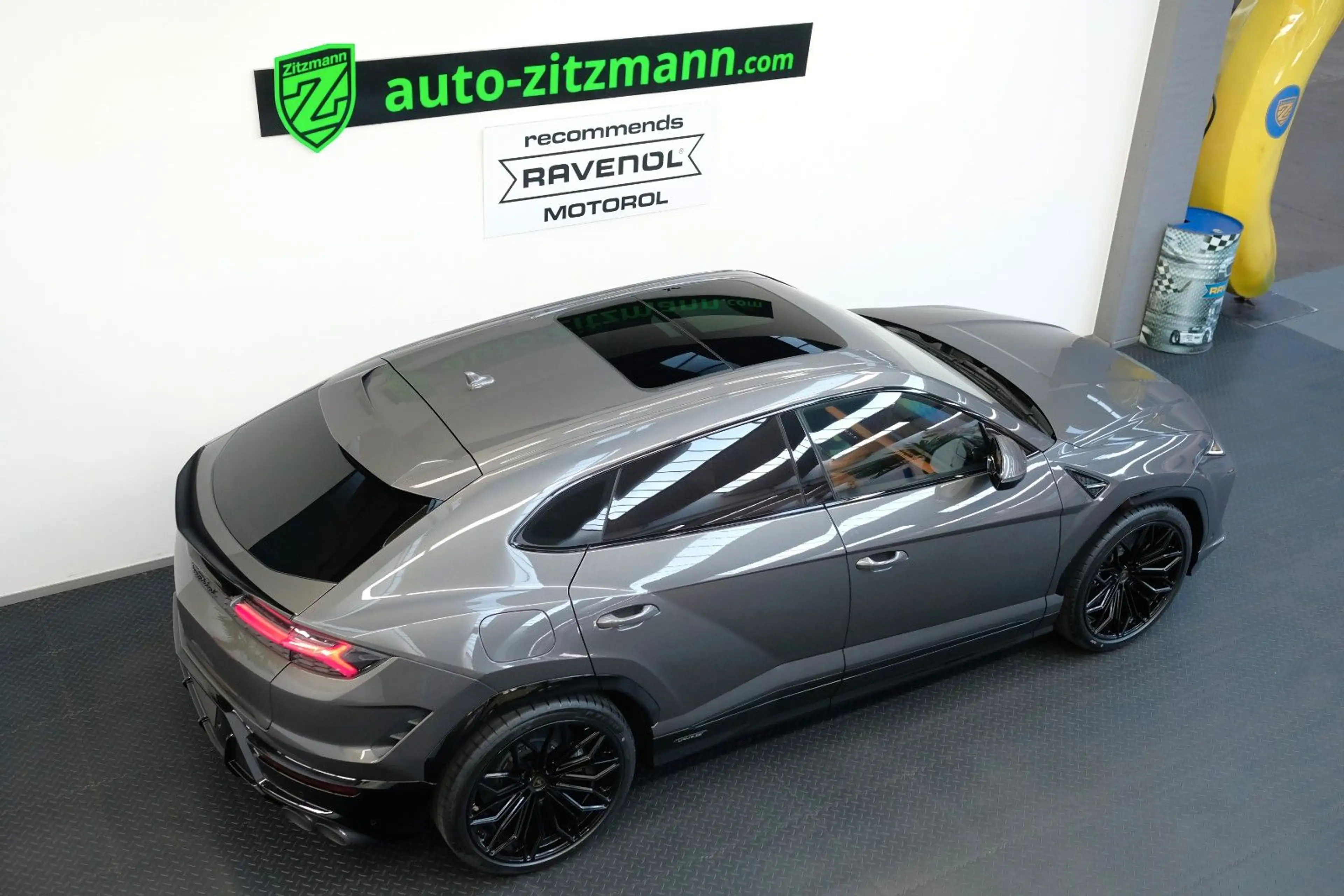Lamborghini Urus SE/CARBON/PANO/B&O/NIGHT/STYLE/MASSAGE/AHK — photo 3