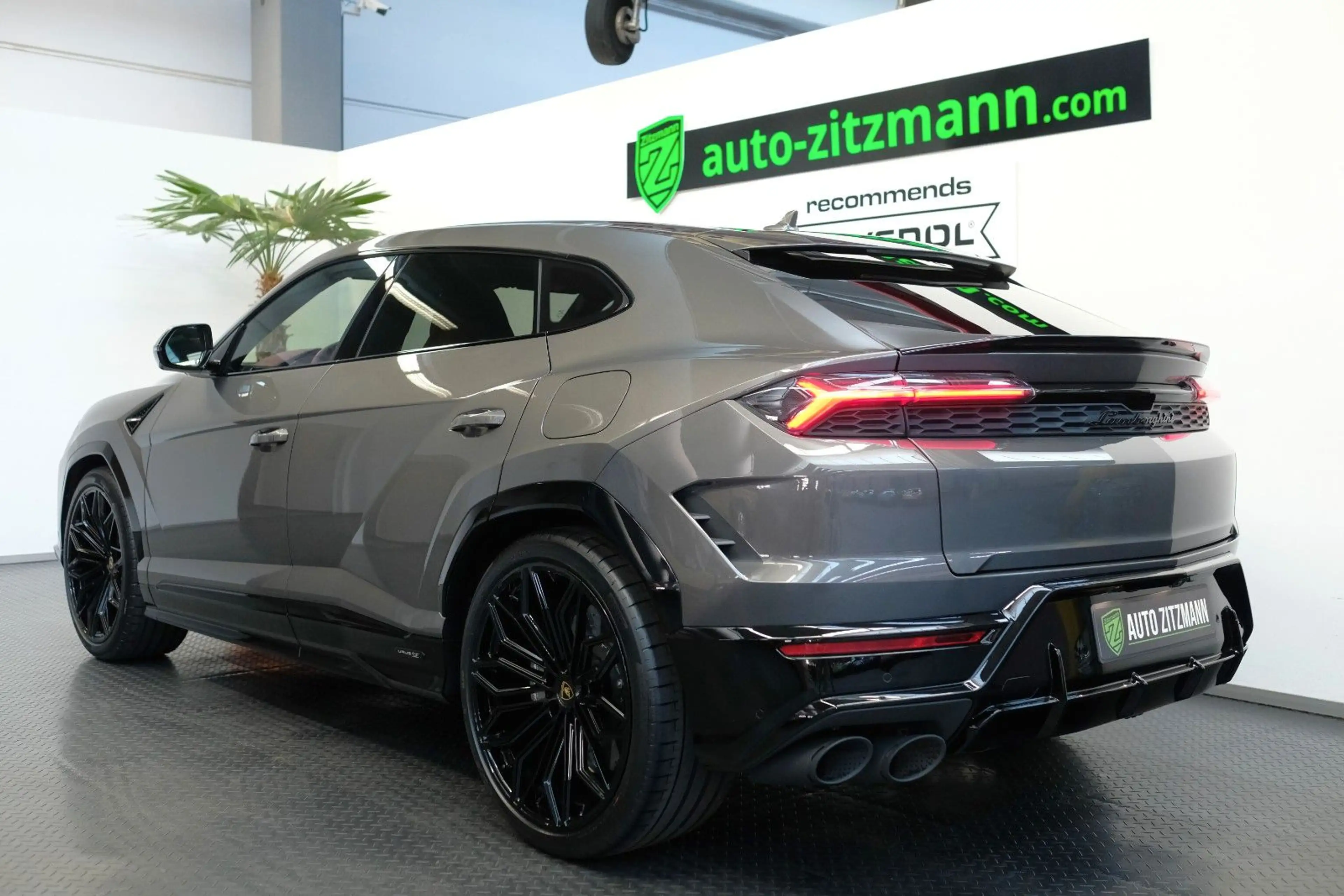 Lamborghini Urus SE/CARBON/PANO/B&O/NIGHT/STYLE/MASSAGE/AHK — photo 2