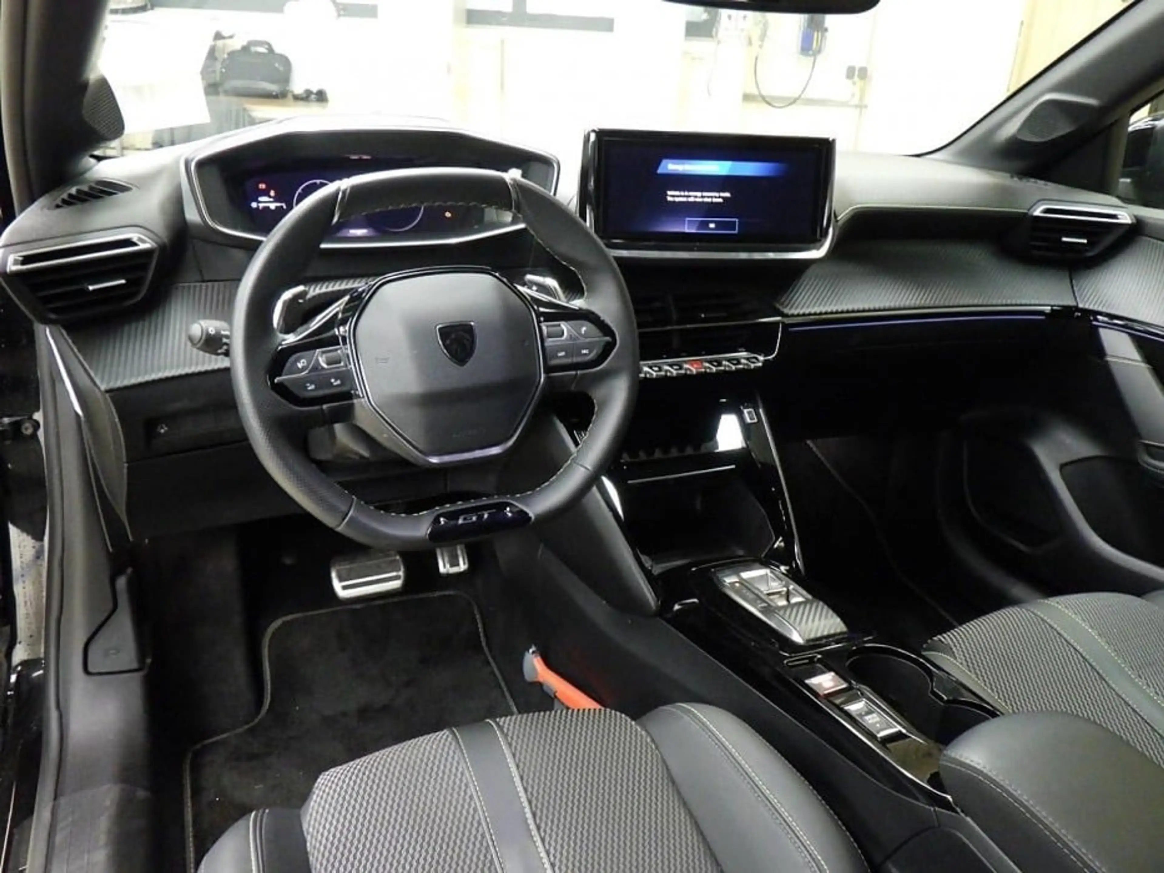Peugeot 208 1.2 HYBRID 145PK GT PACK AUTOMAAT / NAVI / LEDER / — photo 7
