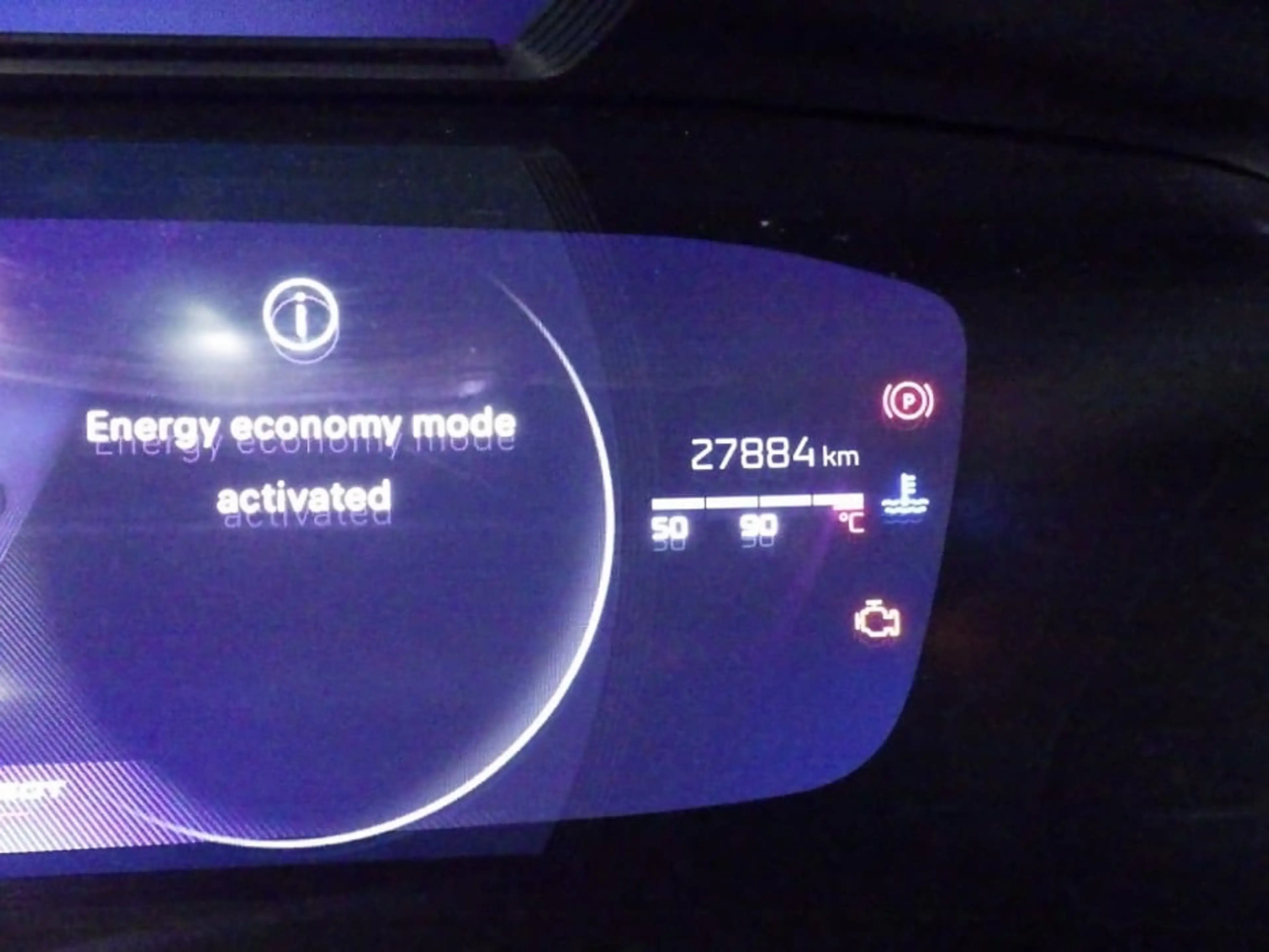 Peugeot 208 1.2 HYBRID 145PK GT PACK AUTOMAAT / NAVI / LEDER / — photo 8