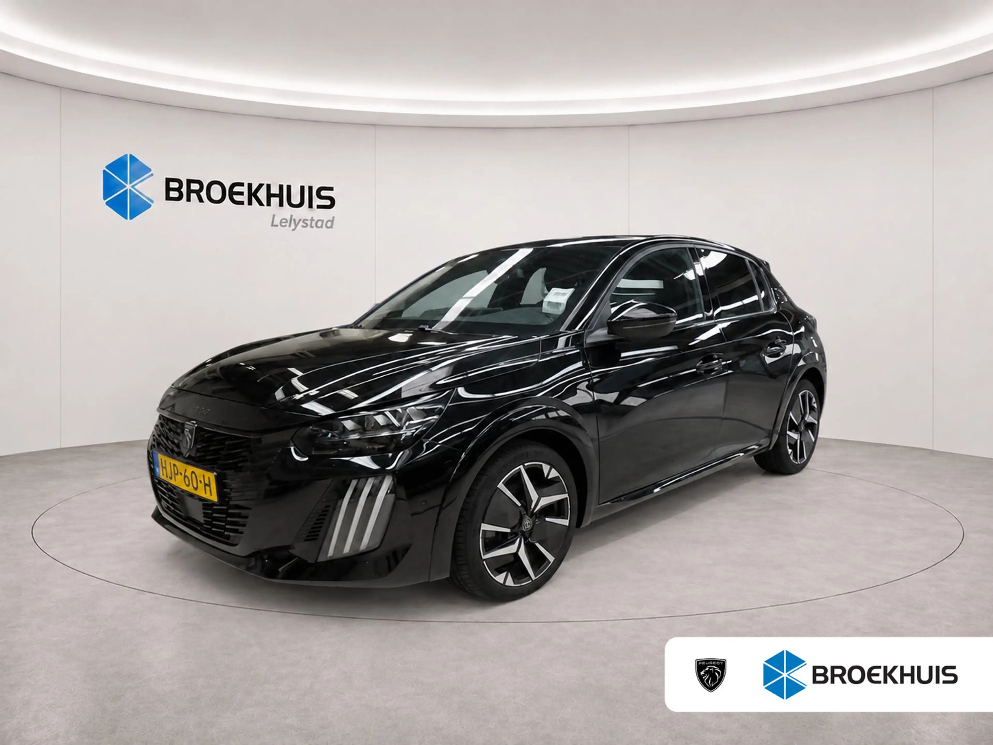 Peugeot 208 1.2 HYBRID 145PK GT PACK AUTOMAAT / NAVI / LEDER /