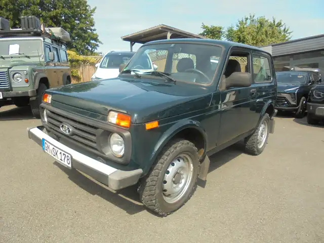 Lada Niva 4x4 nur 28tKM Offrad