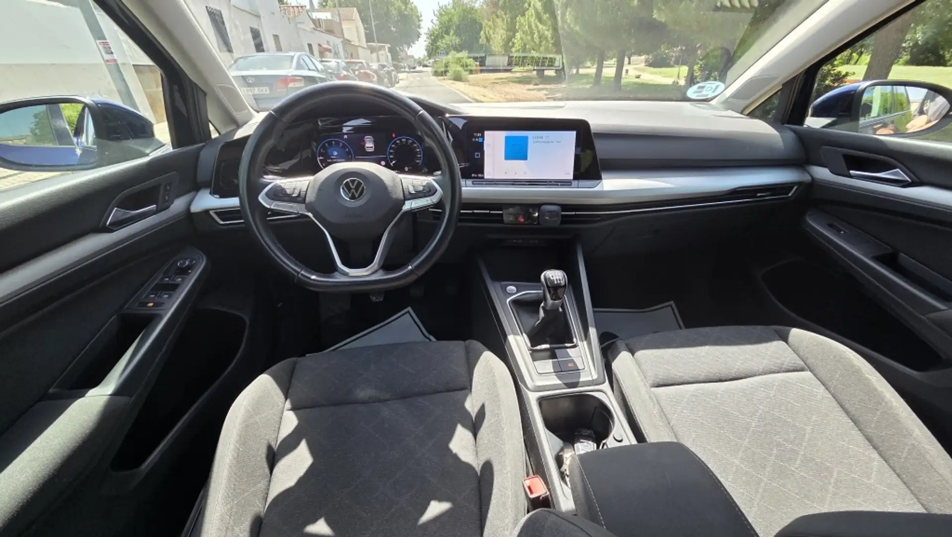 Volkswagen Golf 1.5 TSI Life 96kW Azul - 2