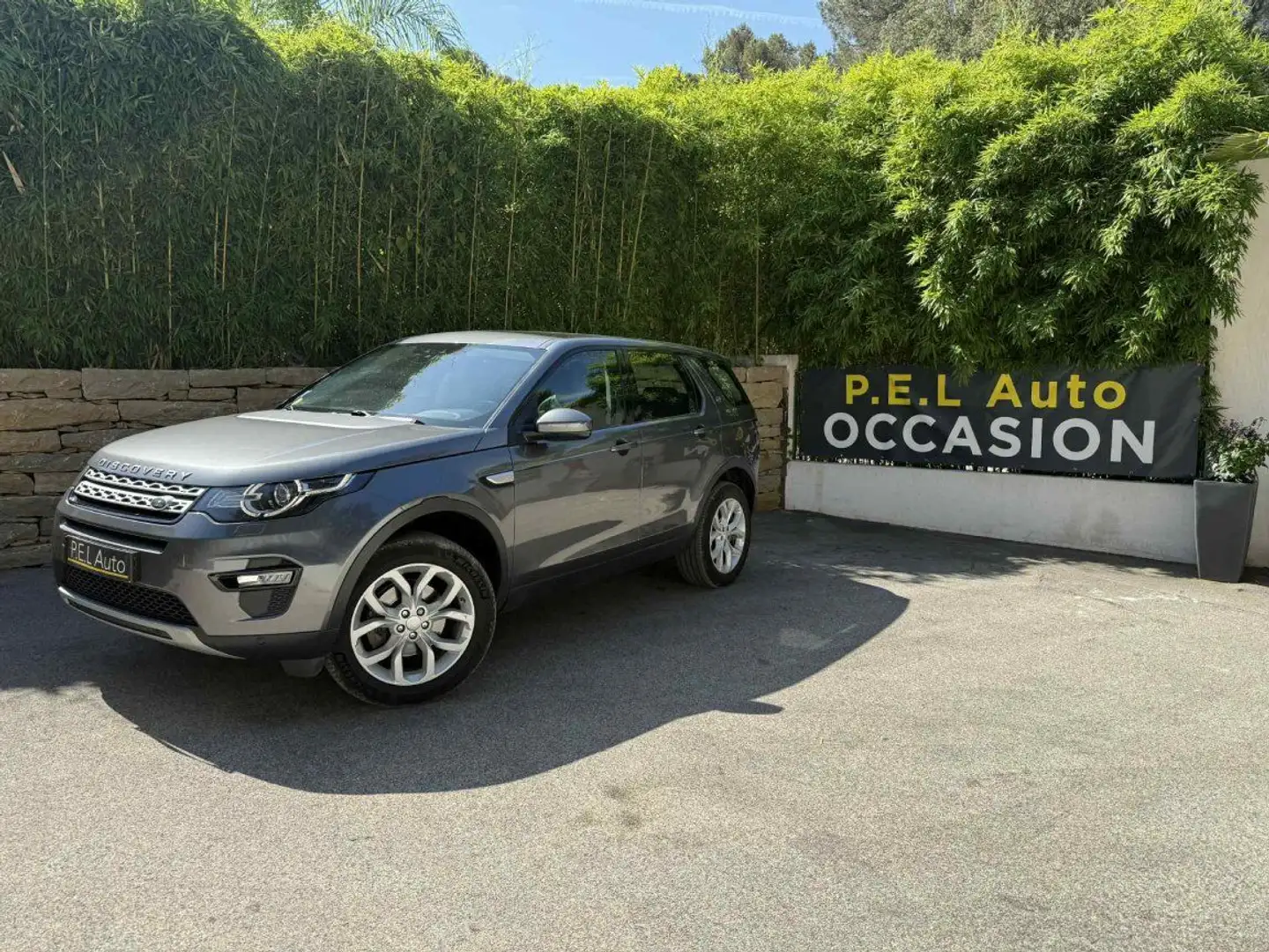 Land Rover Discovery Sport TD4 180ch BVA HSE 7 PLACES Gris - 1