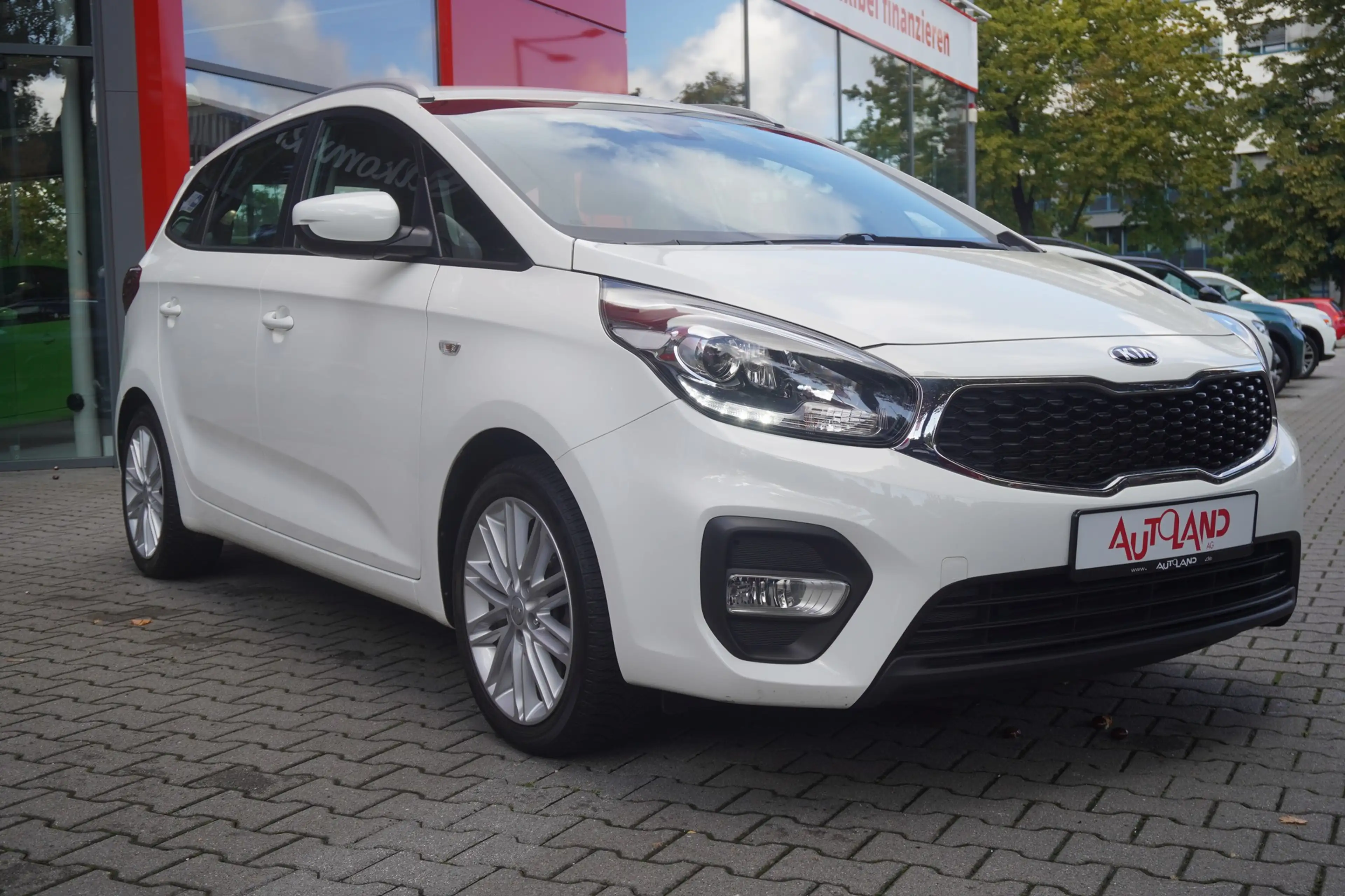 Kia Carens 1.6 Edition 7 AHK Navi Kamera Tempomat — photo 4