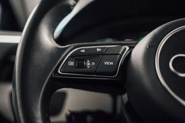 Audi A4 view 15