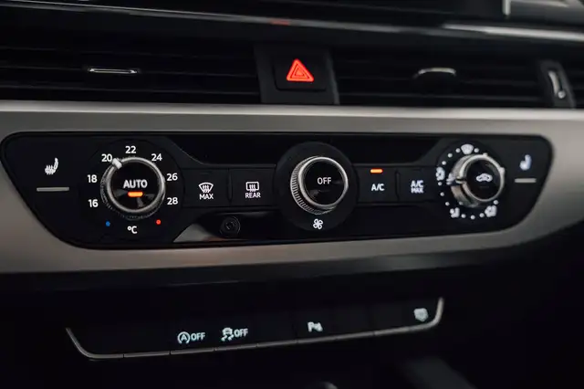 Audi A4 view 23