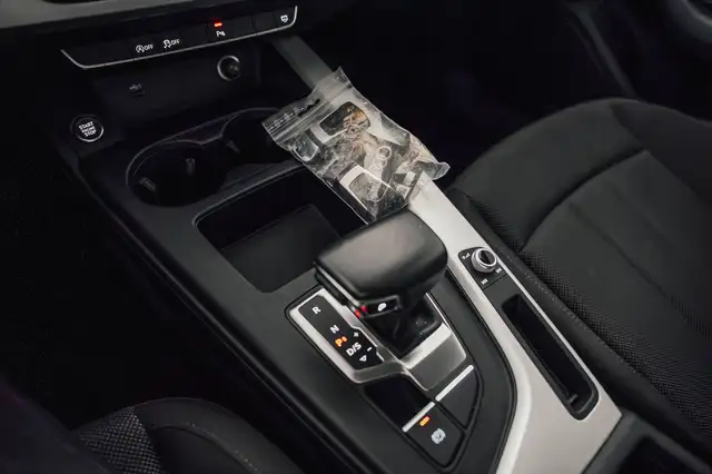 Audi A4 view 25