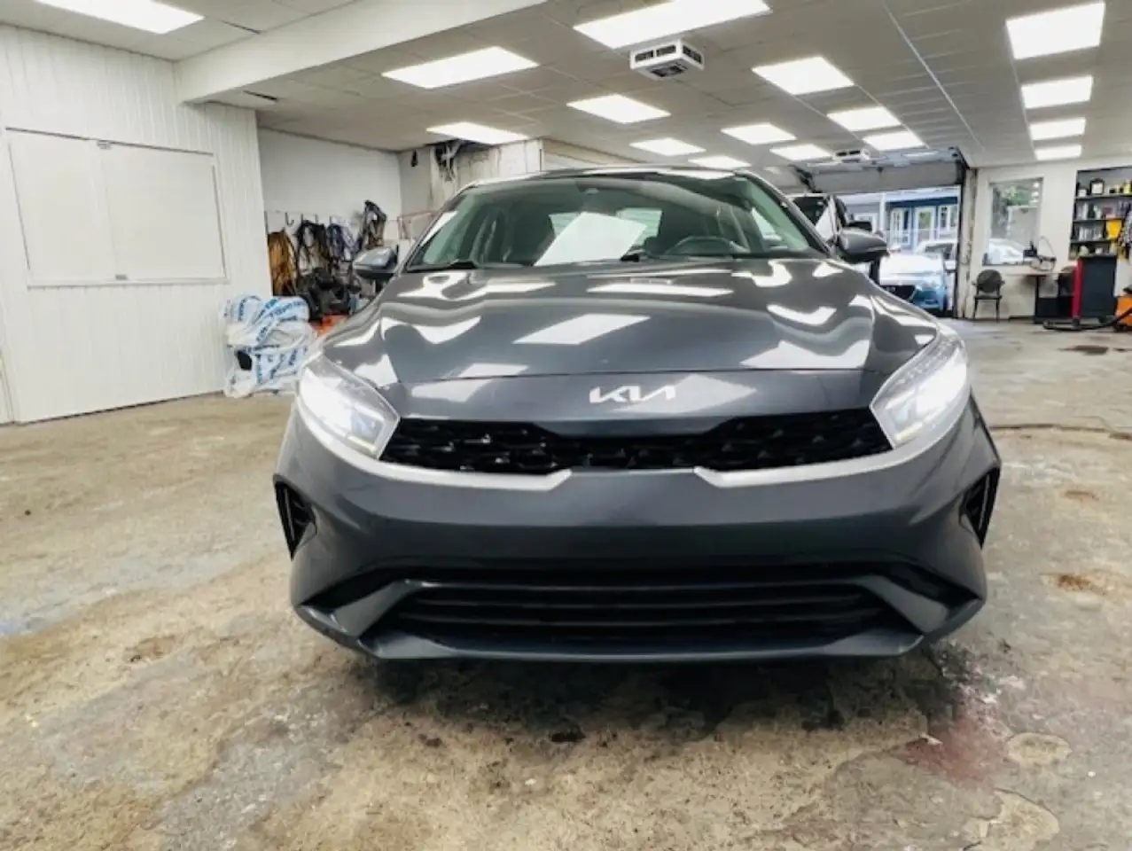 Kia Forte снимка Kia Forte