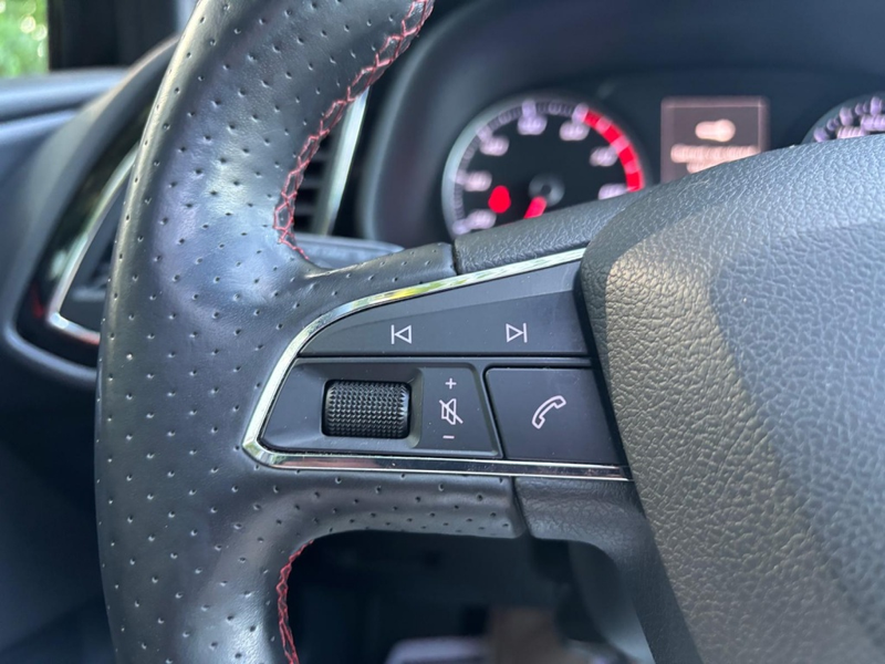 SEAT Leon ST 1.4 EcoTSI FR | Pano | Camera | CarPlay | NAP | — photo 18