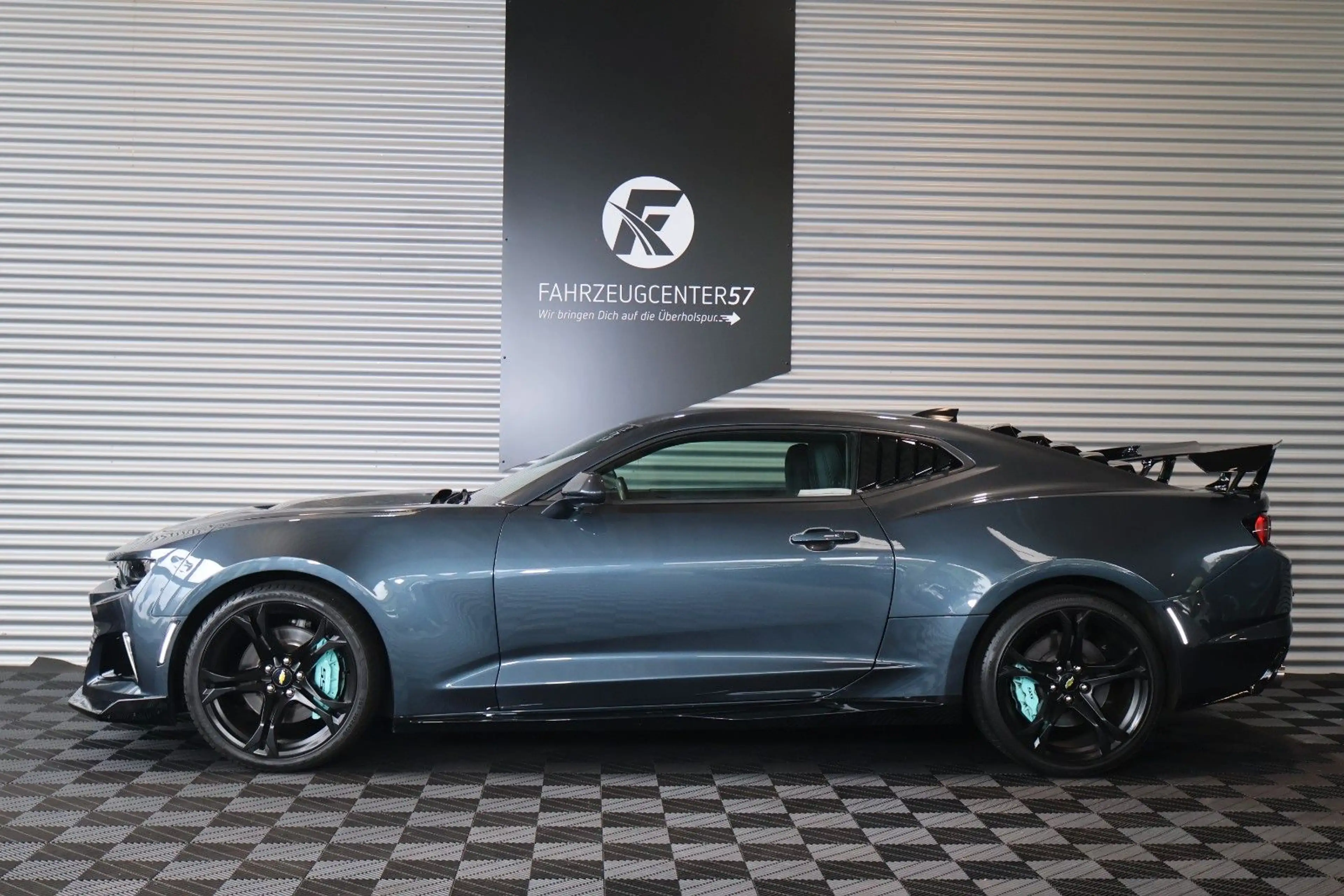 Chevrolet Camaro SS 6.2 V8 ZL1 Optik/CARPLAY/FERNSTART/HUD — photo 2