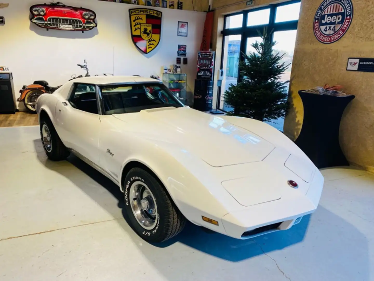 Chevrolet Corvette C3 STINGRAY 5.7 V8 EN FRANCE - 1