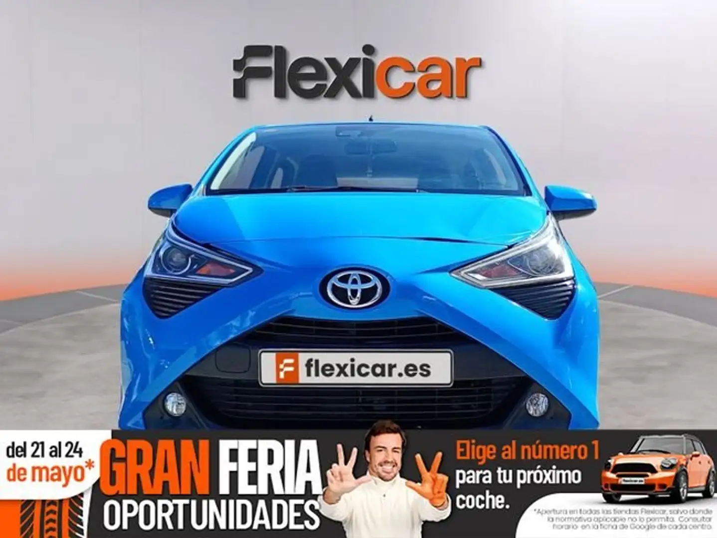 Toyota Aygo 1.0 70 x-cite JBL Azul - 1
