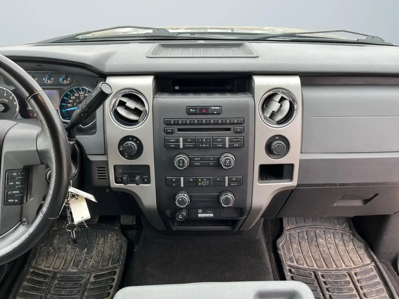 Ford F 150 снимка Ford F 150