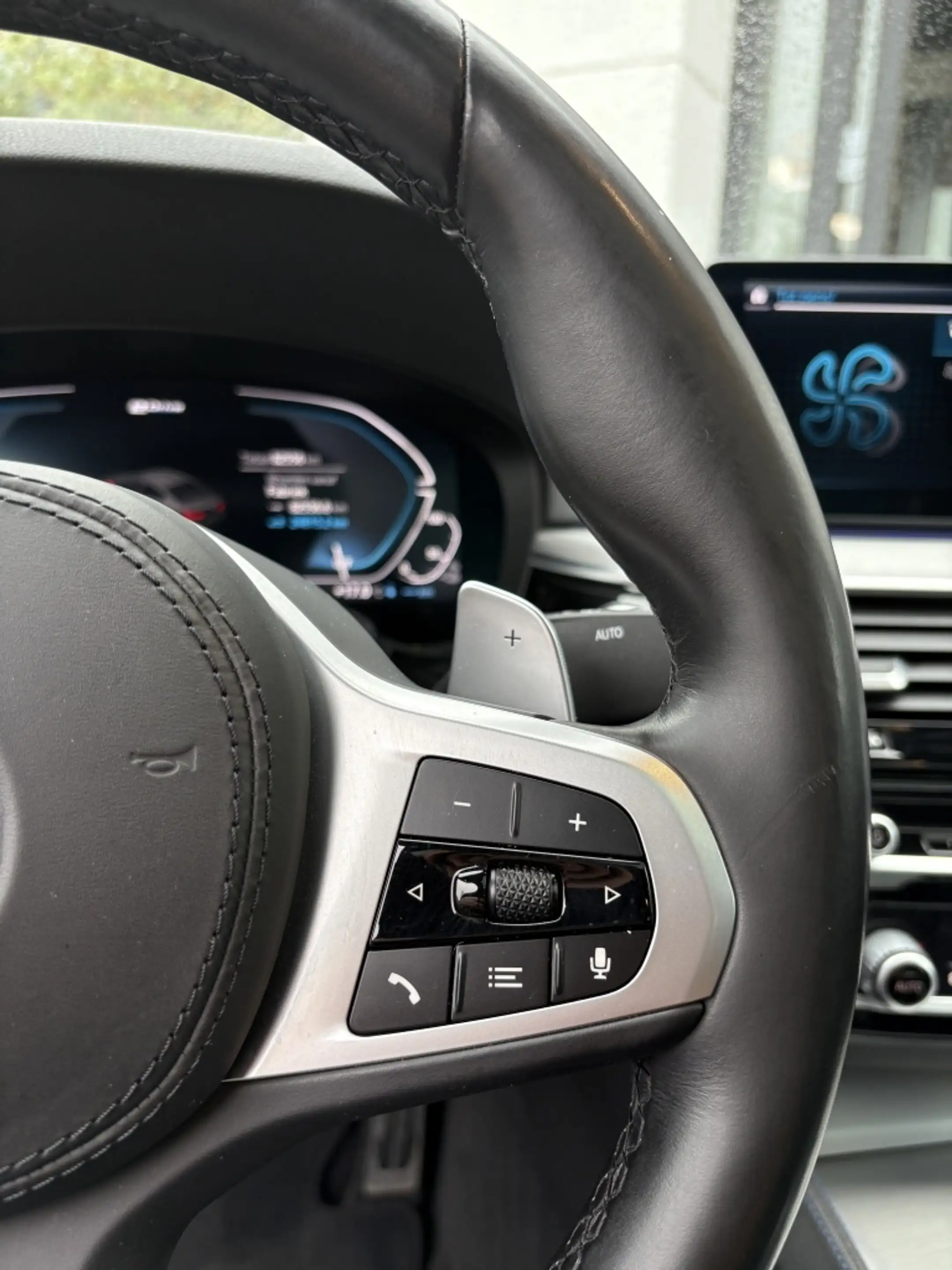 BMW 530 5-serie 530e M-Sport Vol! | Pano | Soft Close | He — photo 24