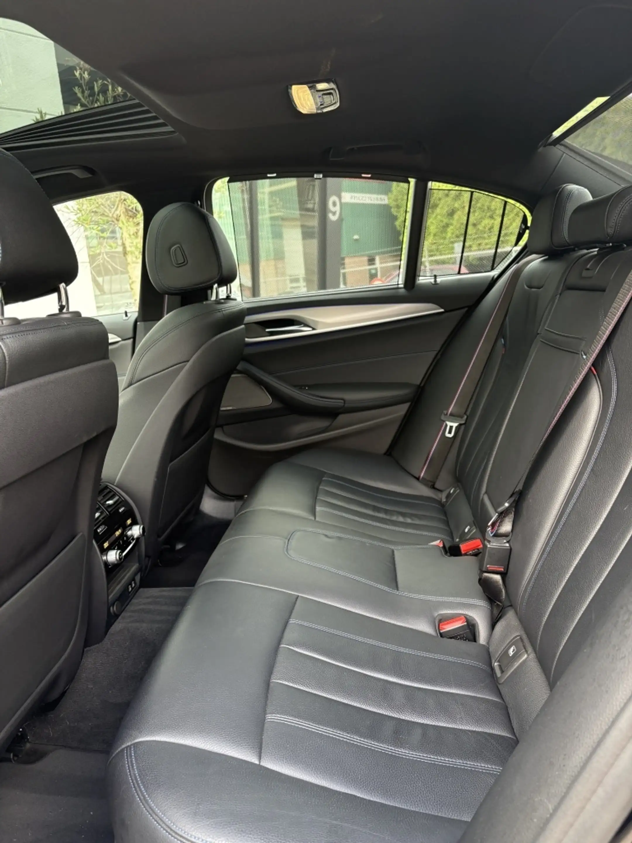 BMW 530 5-serie 530e M-Sport Vol! | Pano | Soft Close | He — photo 11