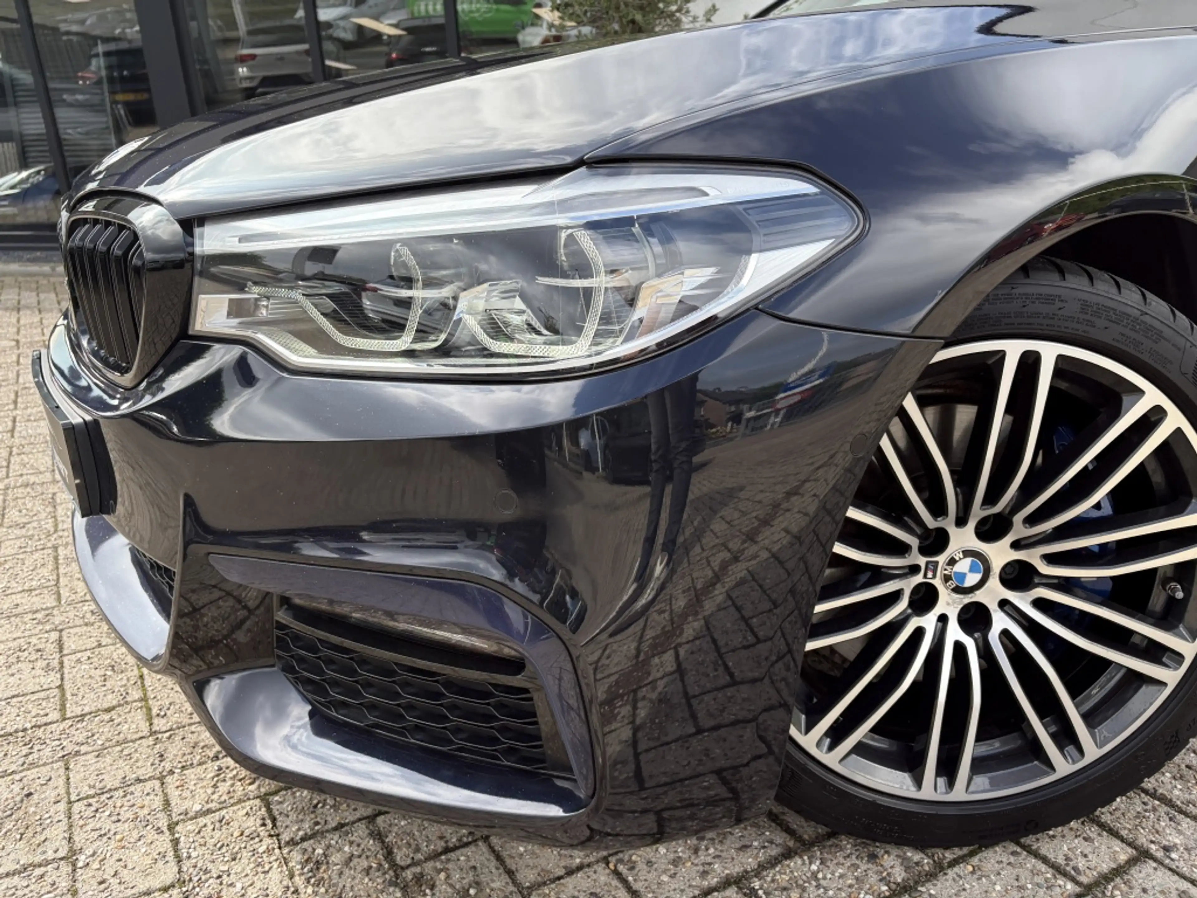 BMW 530 5-serie 530e M-Sport Vol! | Pano | Soft Close | He — photo 5