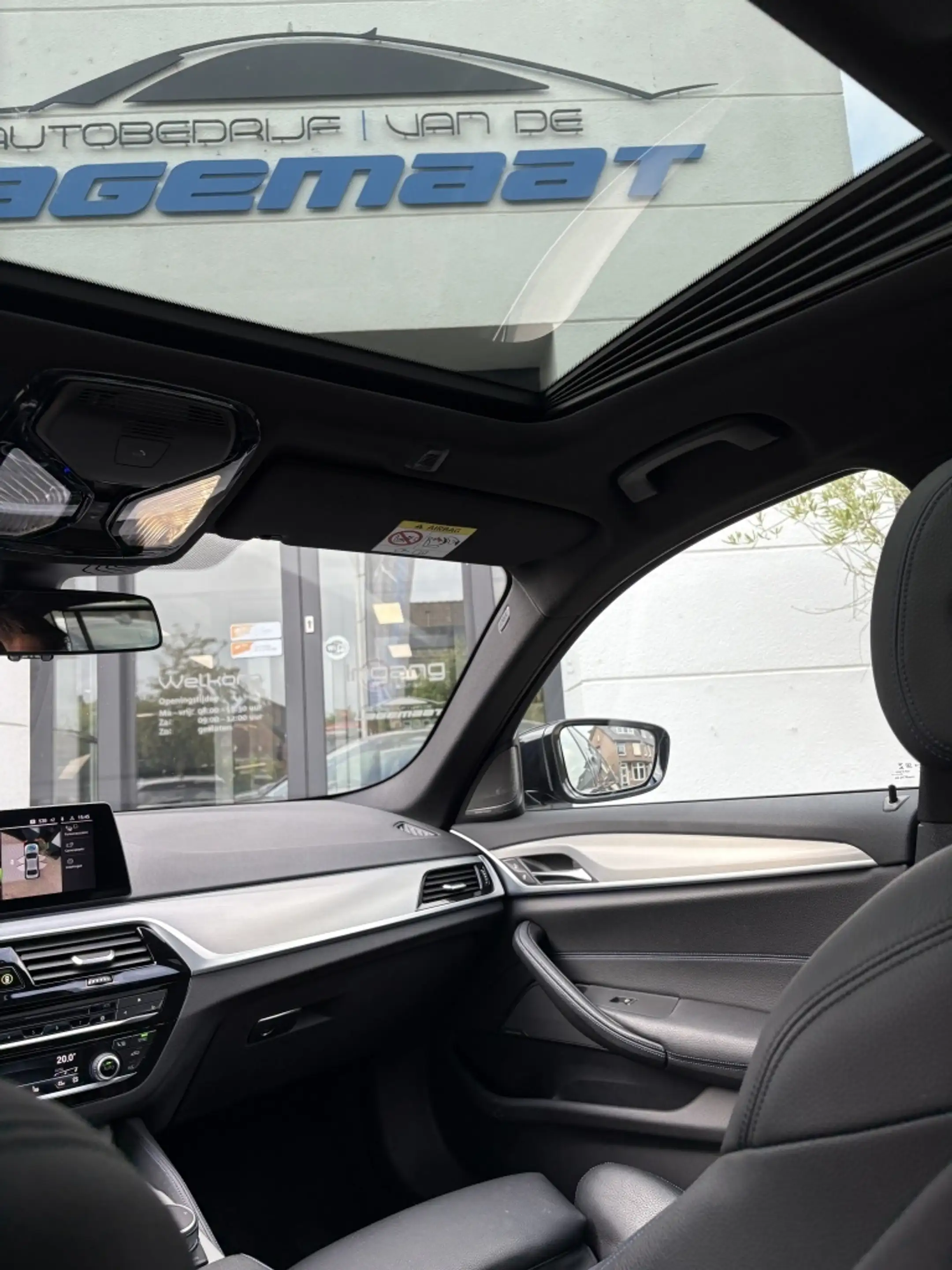 BMW 530 5-serie 530e M-Sport Vol! | Pano | Soft Close | He — photo 12