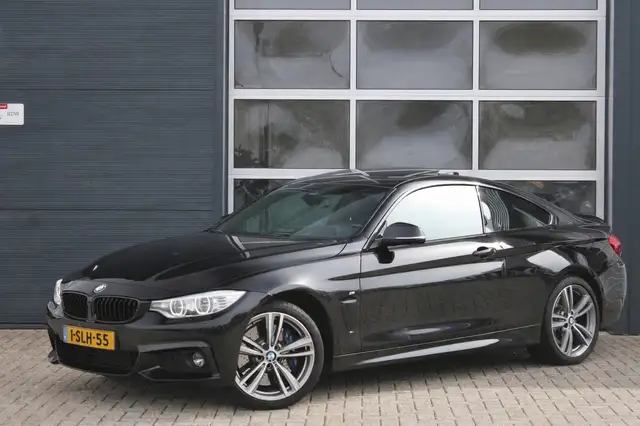 BMW 435 4-serie Coupé 435i xDrive 340pk M-Performance | Or