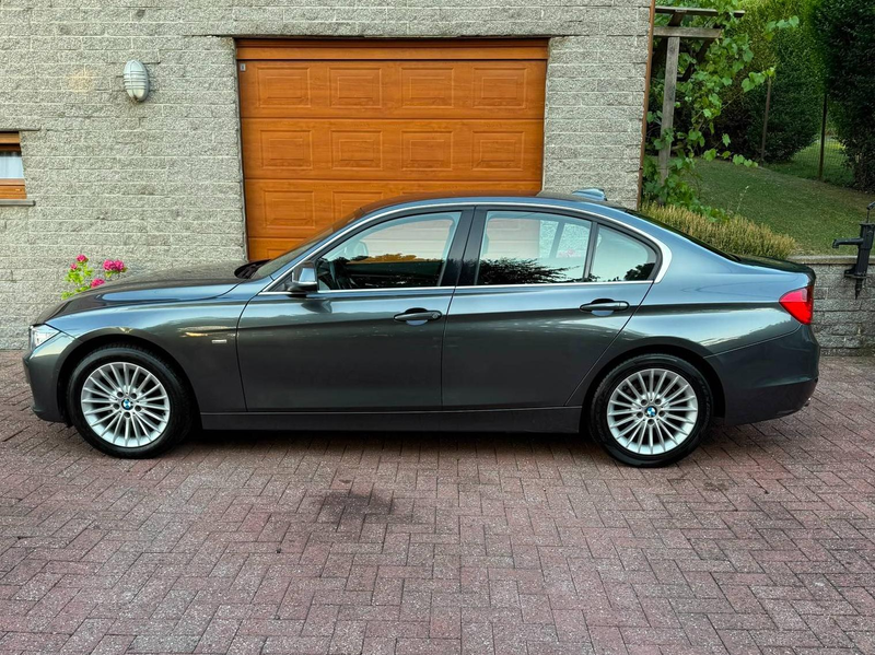 BMW 318 LUXURY - GARANTIE - TRES PROPRE — photo 5