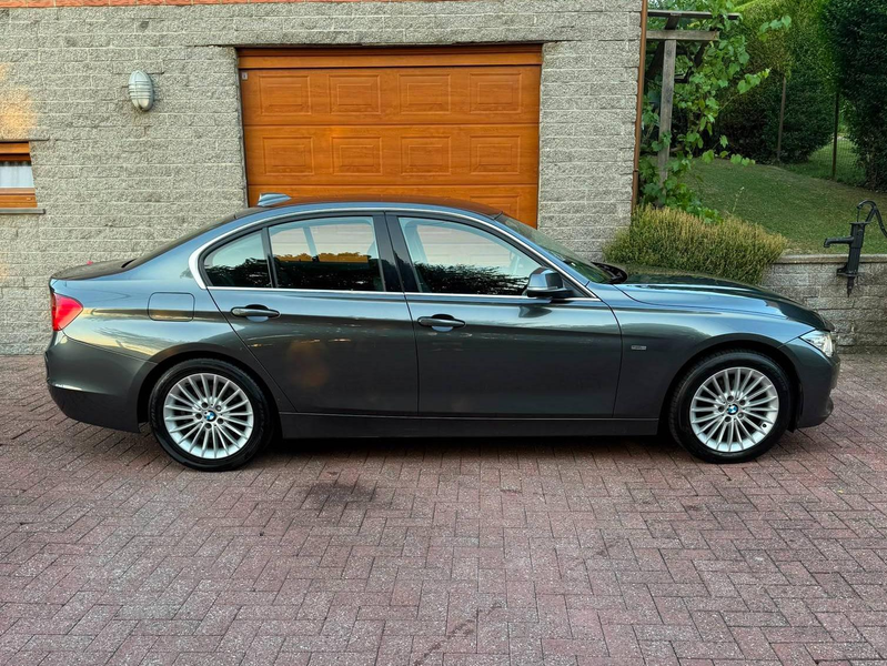 BMW 318 LUXURY - GARANTIE - TRES PROPRE — photo 6