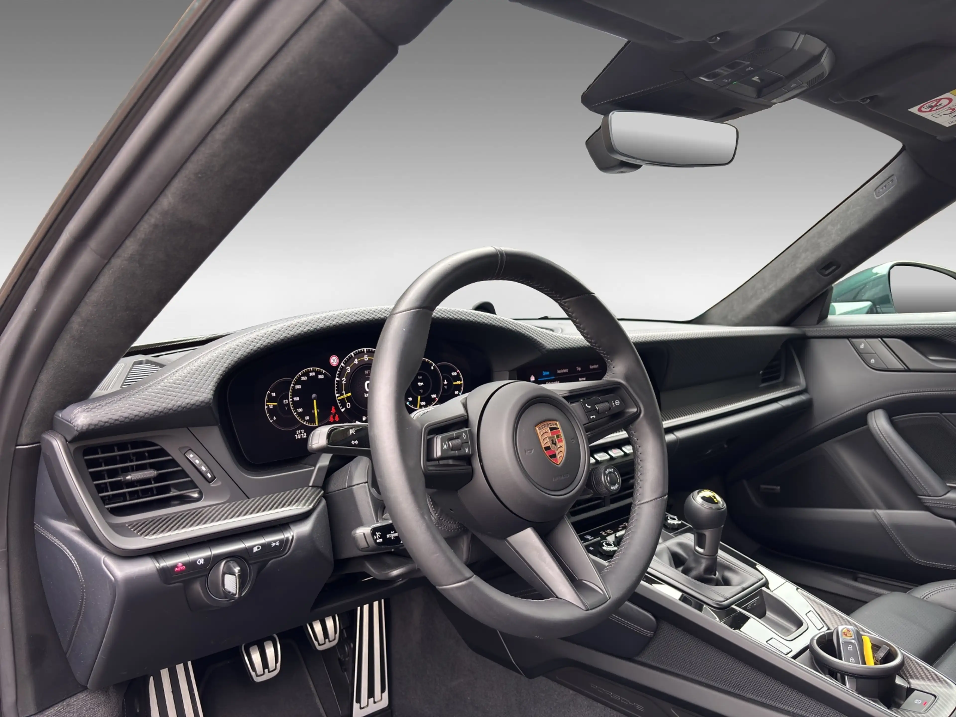 Porsche 992 .2 GT3 Touring Lift PCCB PTS Exklusiv 6-Gang — photo 9