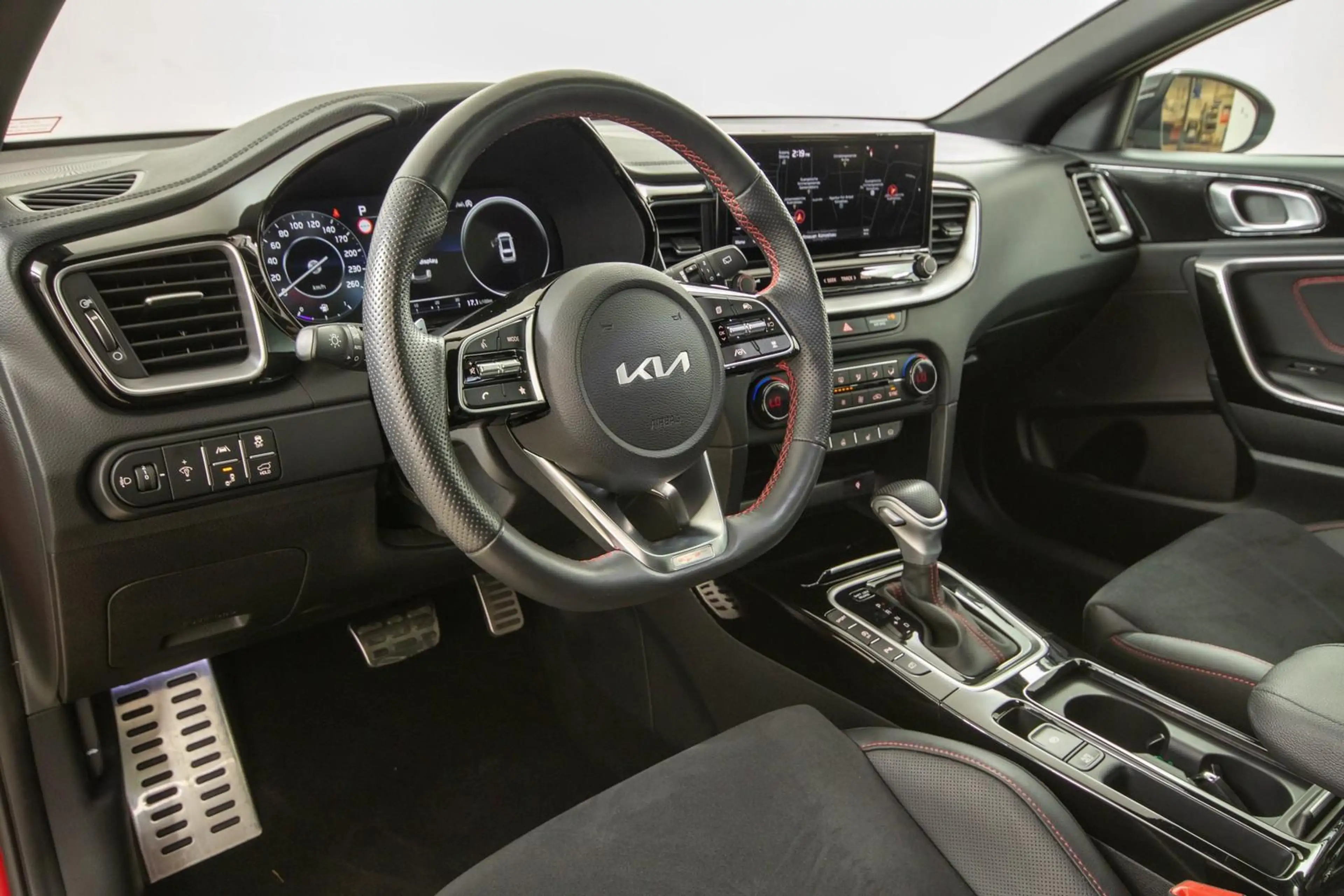 Kia ProCeed / pro_cee'd ProCeed GT Pano Kamera ACC Kamera — photo 7