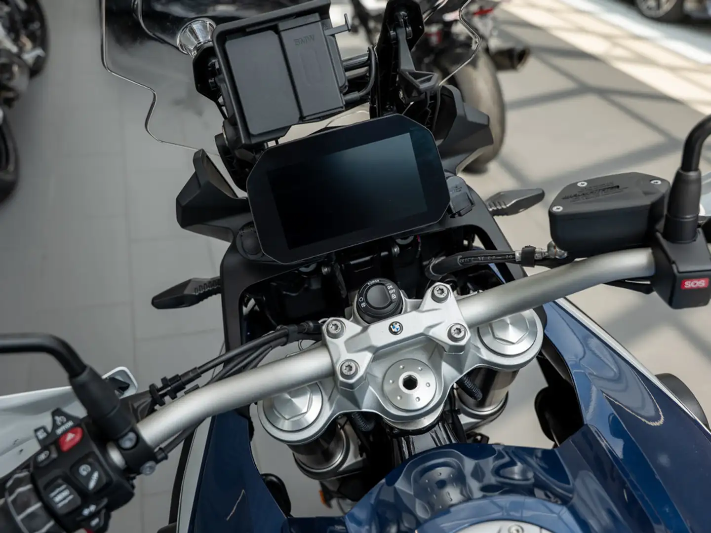 BMW F 850 GS GRIFFHEIZUNG LED SCHEINWERFER Trophy Albastru - 2