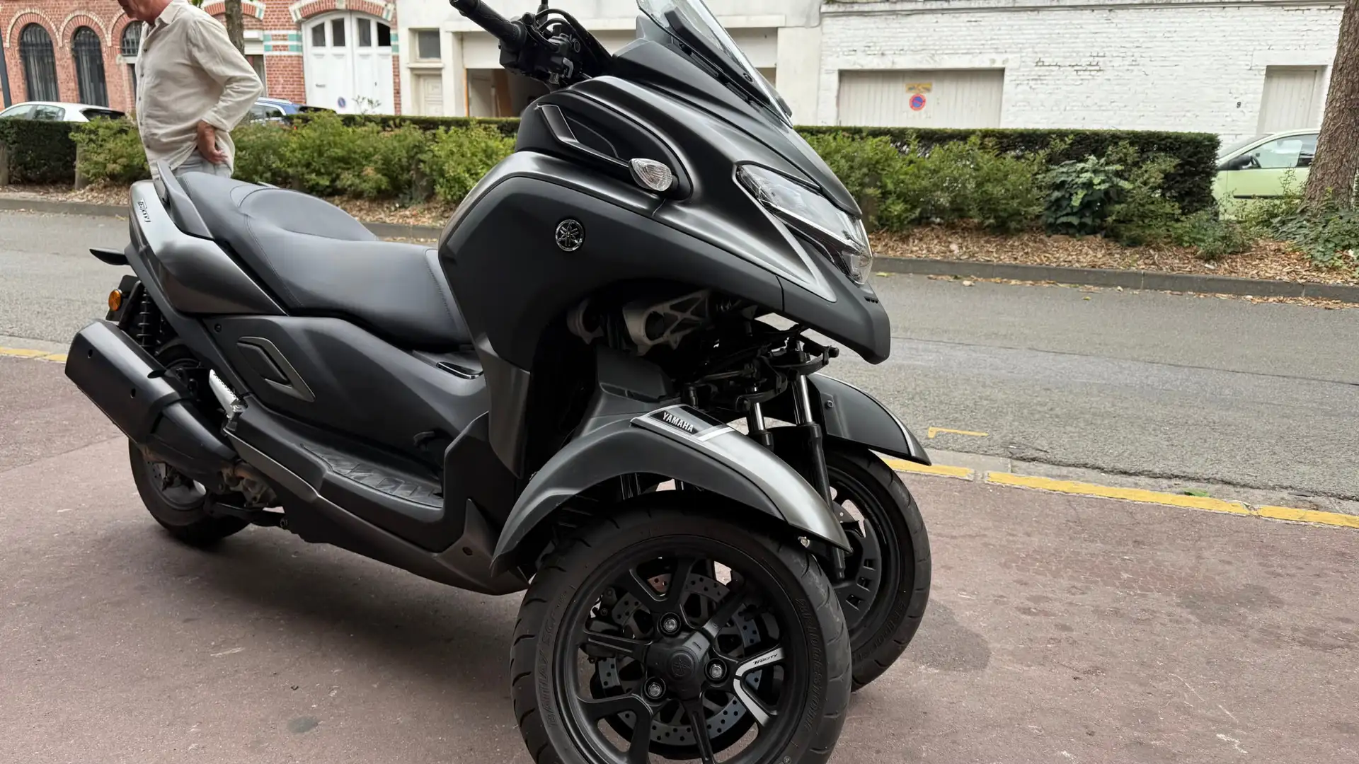 Yamaha TriCity Gris - 2