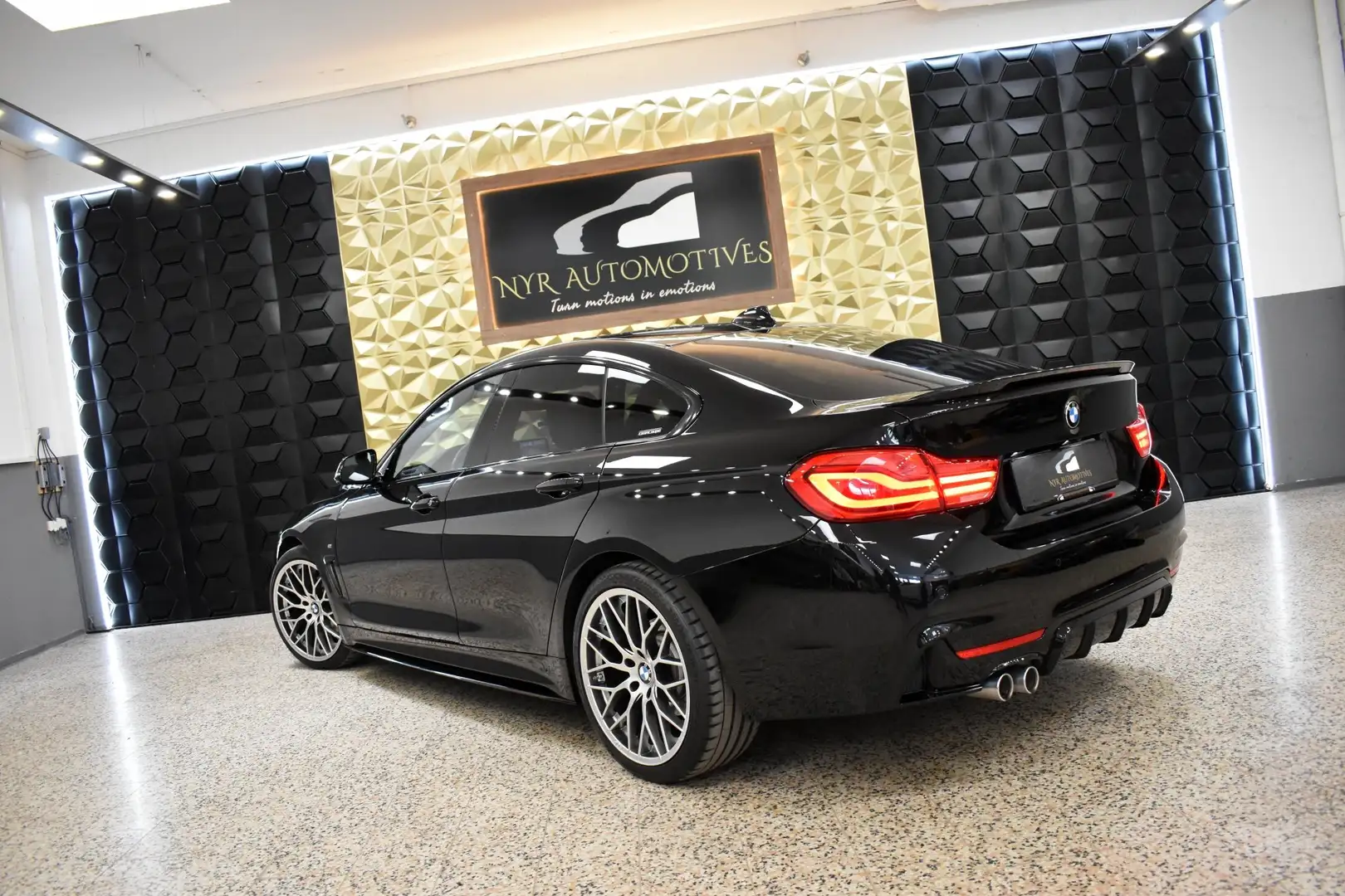 BMW 420 d GC LCI, M-PERFORMANCE, 1.HAND, DIGI TACHO, LED Schwarz - 2