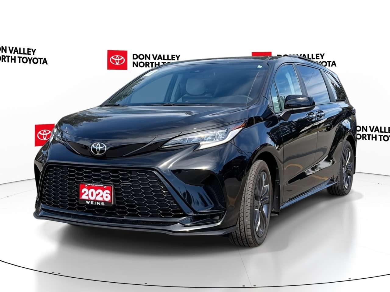 2026 Toyota Sienna MarketingTrimEn ONE OWNER | CLEAN CARFAX | LOW KM
