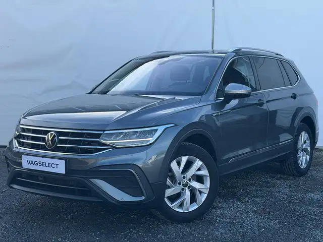 Volkswagen Tiguan Allspace 1.5 TSI Life 7p. | Trekhaak | Pano | ACC | Climate