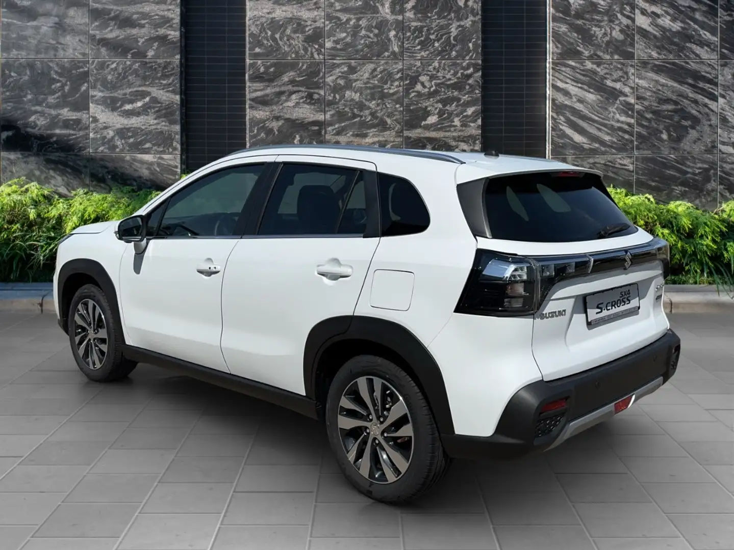 Suzuki S-Cross Comfort+ AllGrip Weiß - 2