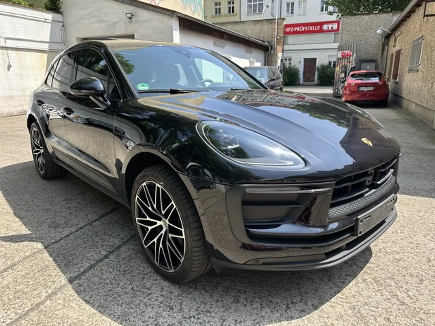 Porsche Macan Pan.-Dach Bose Leder Porsche Garant. 08/26 Schwarz - 2