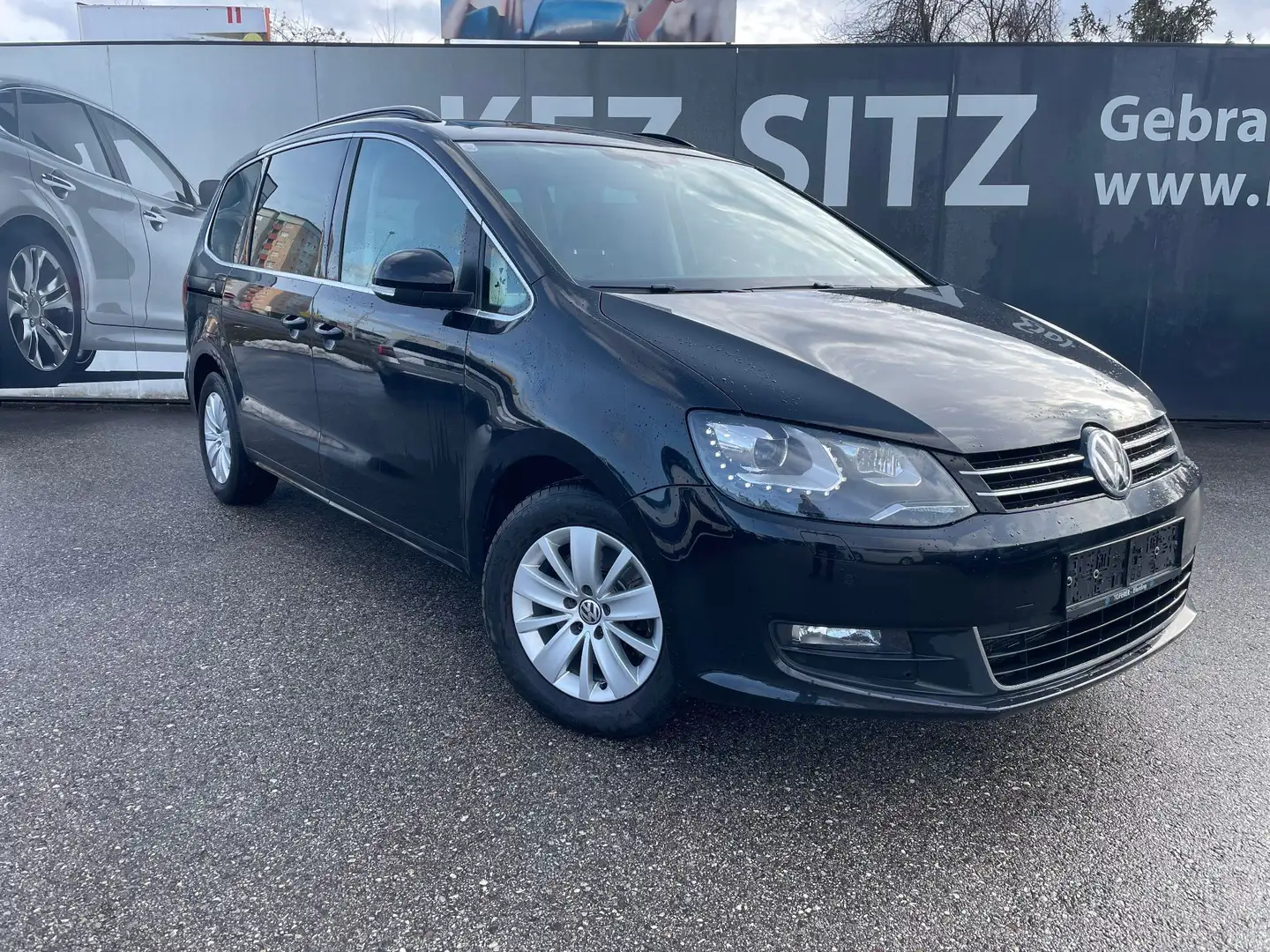 Volkswagen Sharan Business BMT SCR 2,0 TDI Schwarz - 1