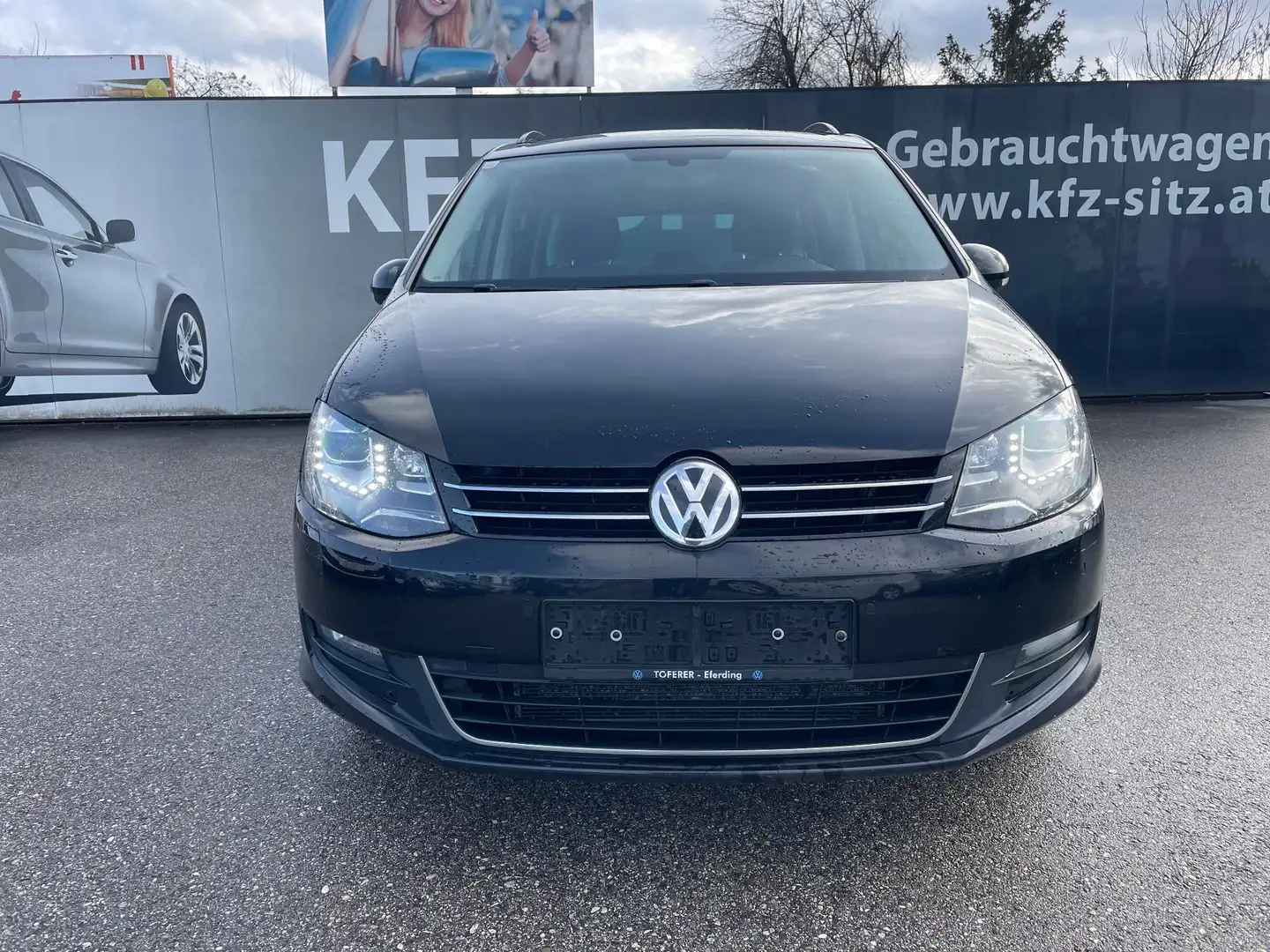 Volkswagen Sharan Business BMT SCR 2,0 TDI Schwarz - 2