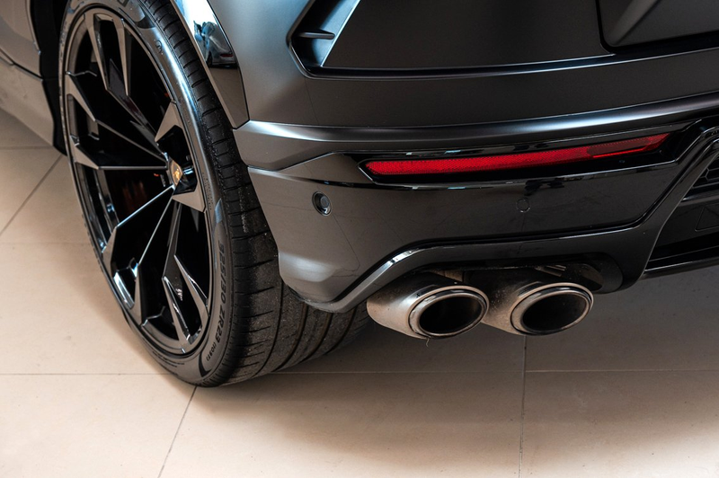 Lamborghini Urus Urus 4.0 V8 / Echappement Akrapovic — photo 14
