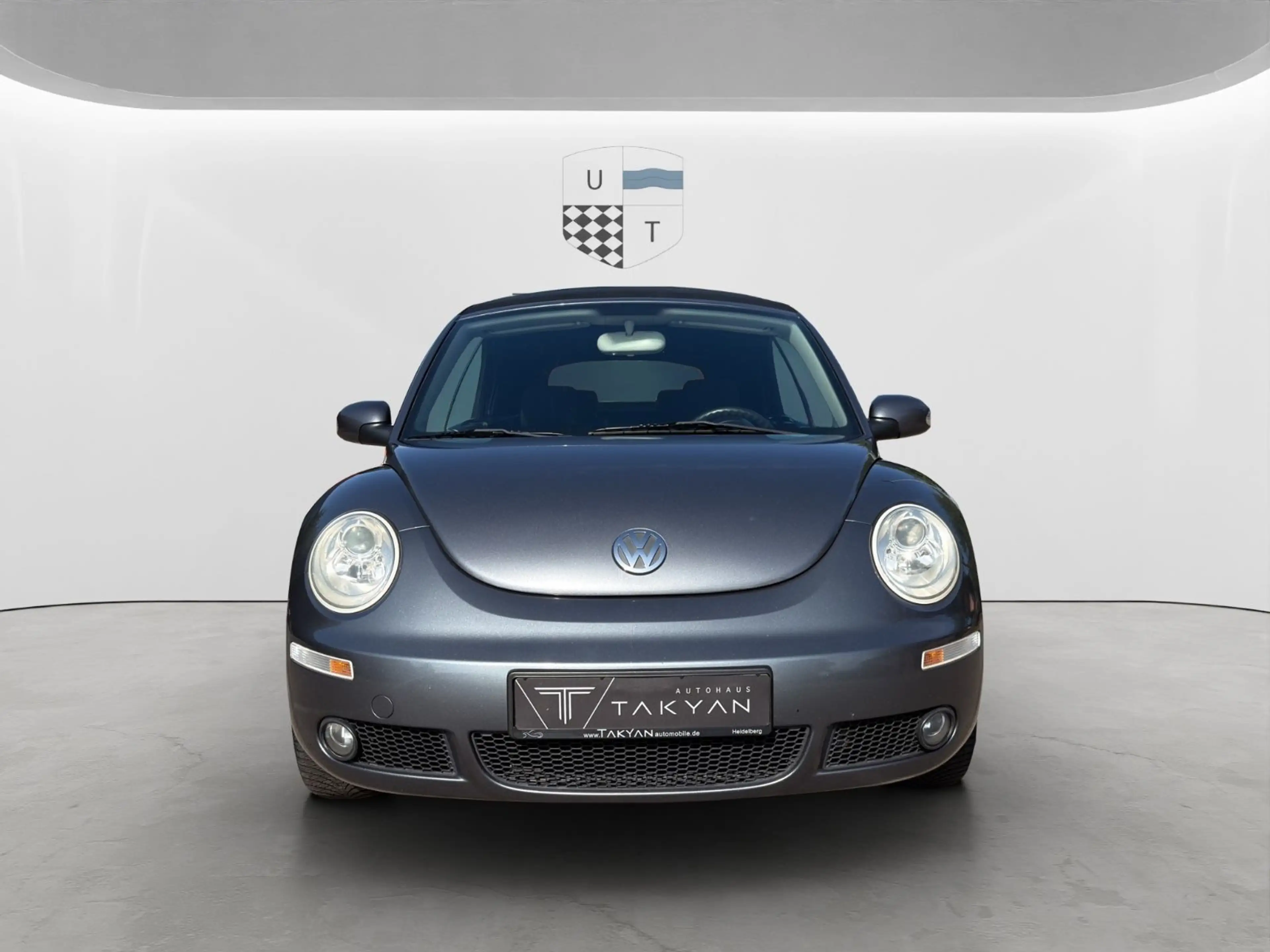 Volkswagen New Beetle Cabriolet 2.0 / Klima / SHZ / — photo 2