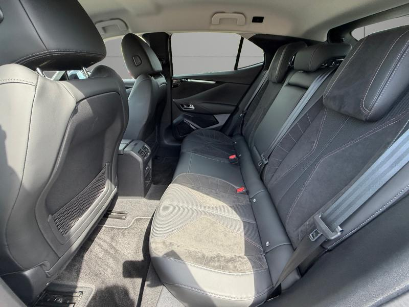 DS Automobiles DS 4 Crossback 1.5HDi 130cv automatic gris 07/22 71.632km Airco G — photo 9
