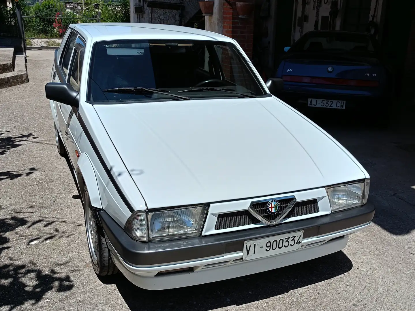 Alfa Romeo 75 75 2.0i ts Biały - 1