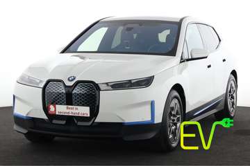XDRIVE 40 76.6 kWh + A/T + GPS + LEDER + CAMERA +