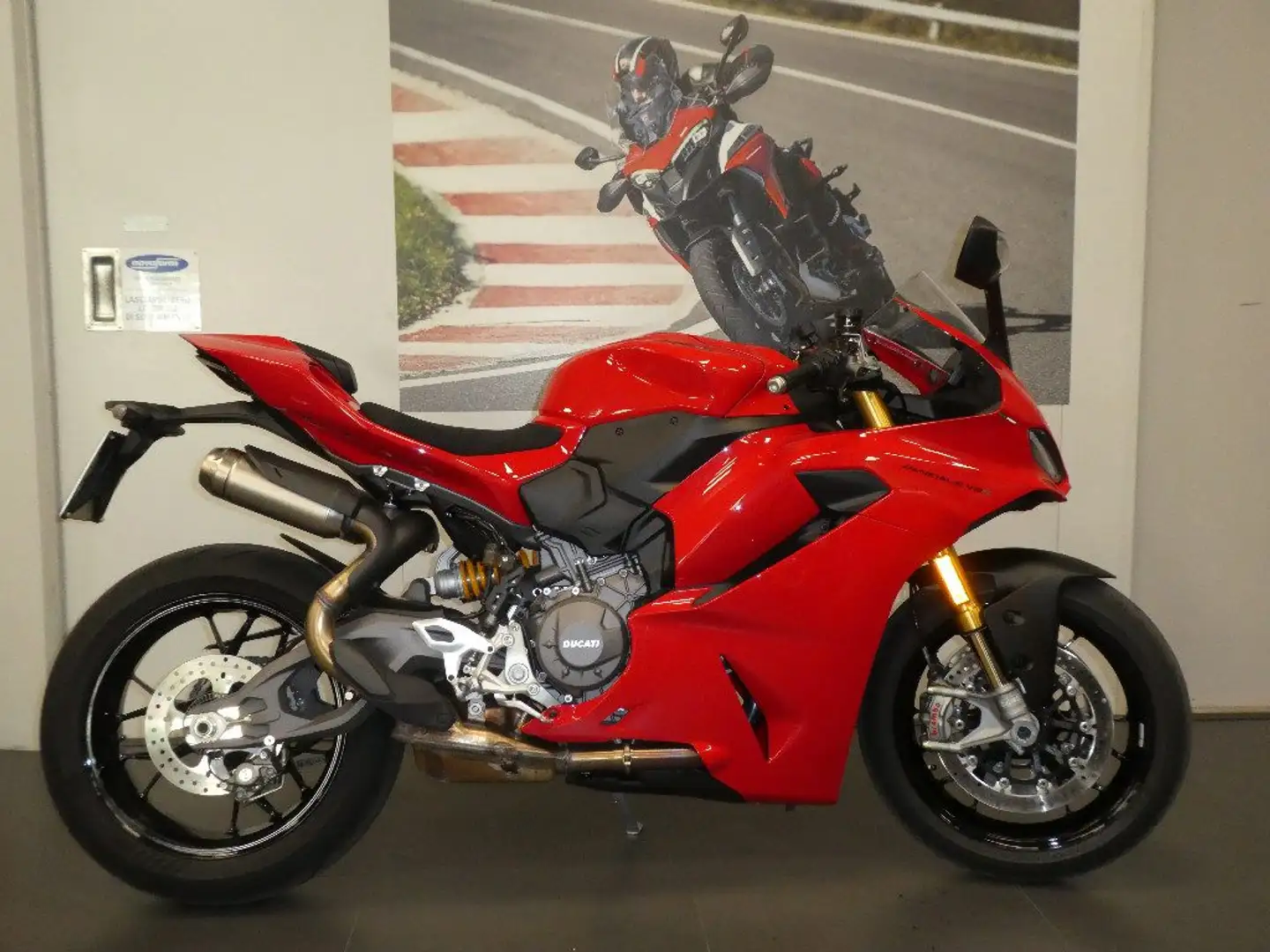 Ducati Panigale V2 PANIGALE V2 S 896 2025 Rood - 1