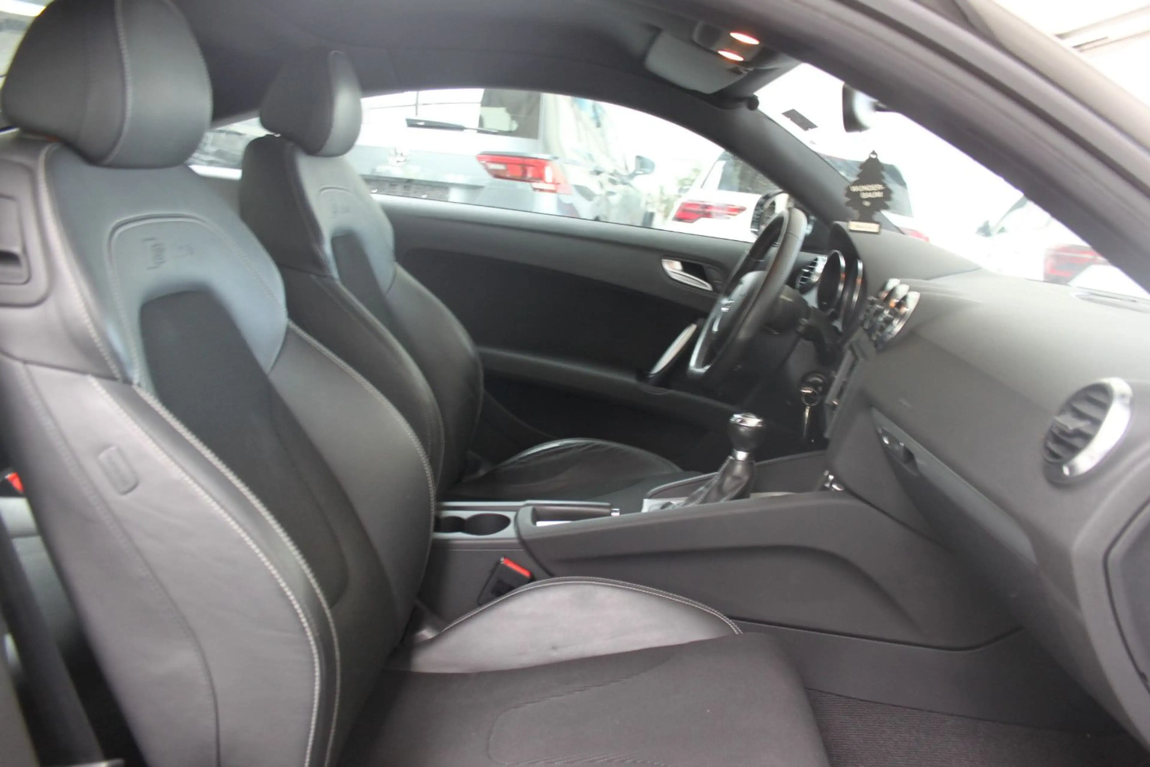 Audi TT Coupe/2.0 TFSI/APP/PDC/2xS-LINE/KLIMAAUT/MFL — photo 9