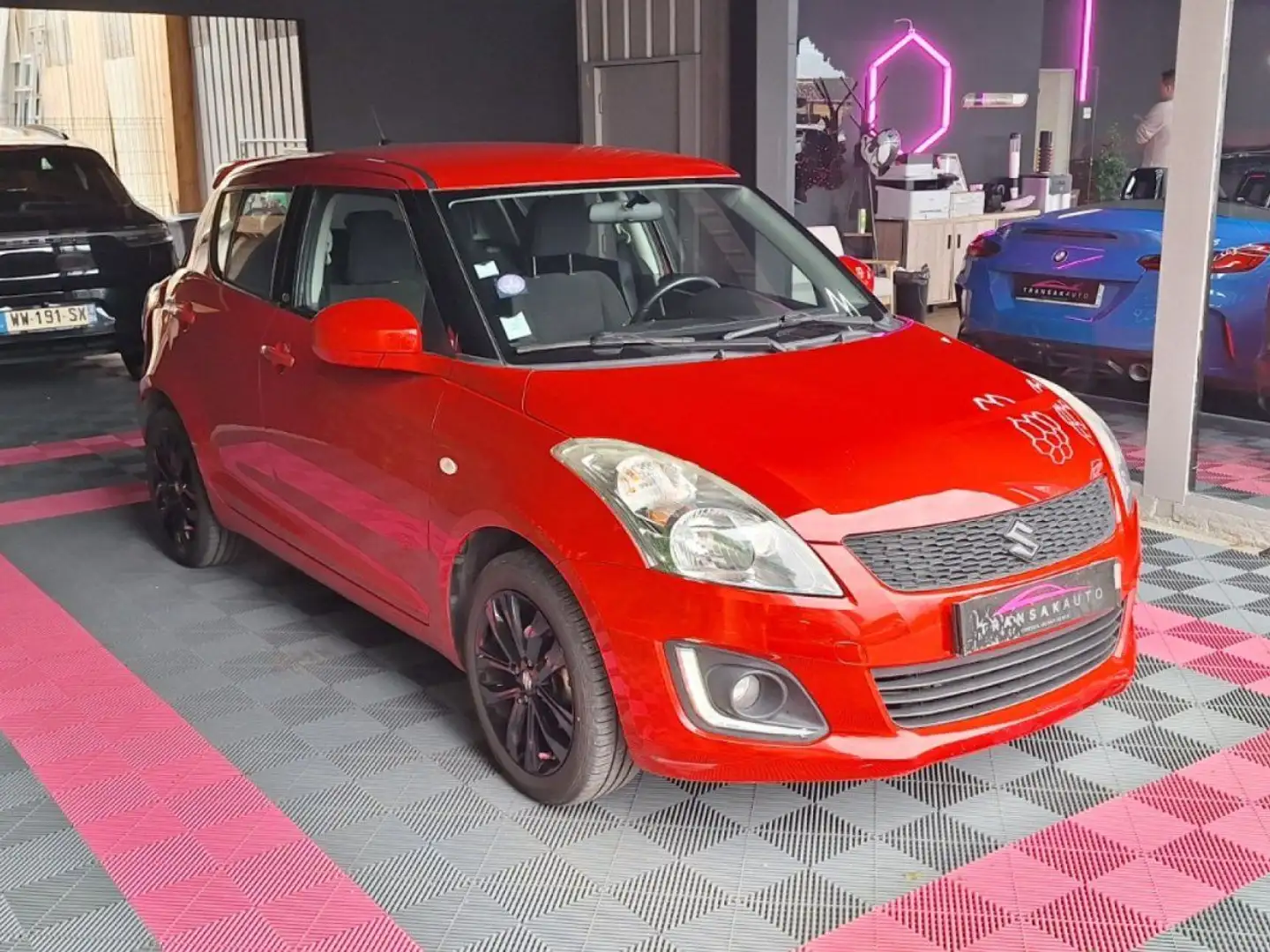 Suzuki Swift MY15 1.2 VVT So'City 94 ch ~ 5 Portes ~ Climatisation ~ Régulateur ~ Radio/CD ~ Rien à Prévoir Rot - 2
