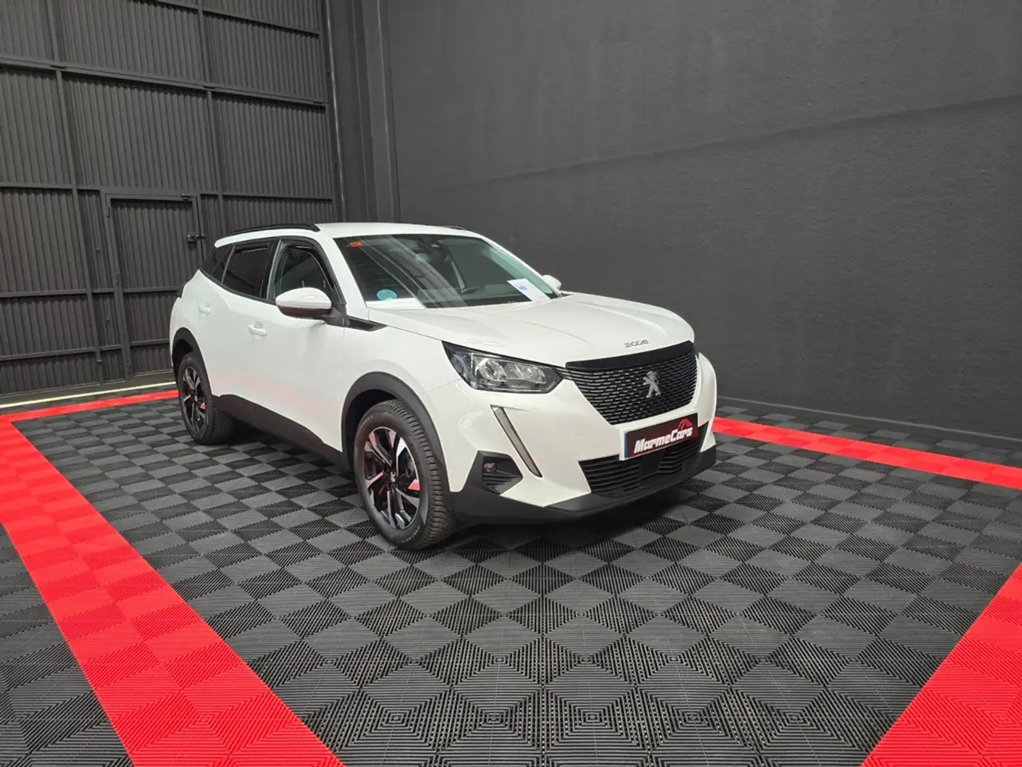 Peugeot 2008 Allure Pack BlueHDI 81kW (110CV) Weiß - 2