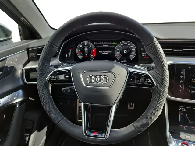 Audi S6 view 13
