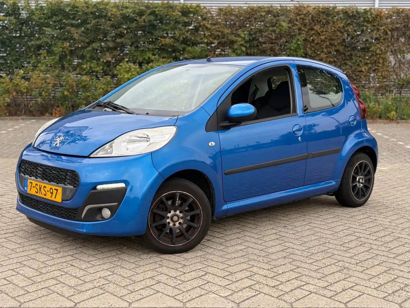 Peugeot 107 1.0 Active (INRUILKOOPJE) Blauw - 1