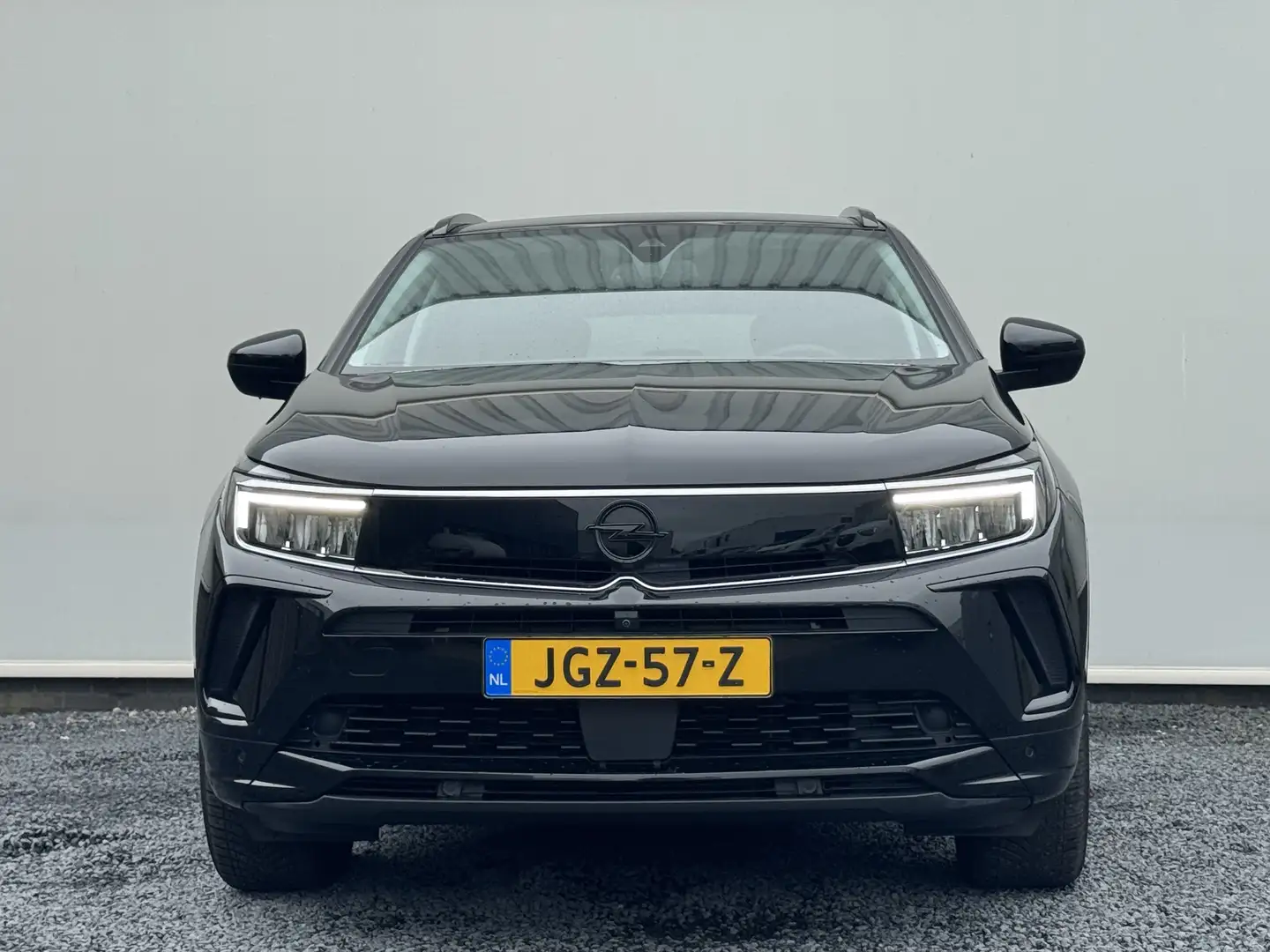 Opel Grandland 1.2 Turbo GS 130 PK AUT | Achteruitrijcamera | App Zwart - 2